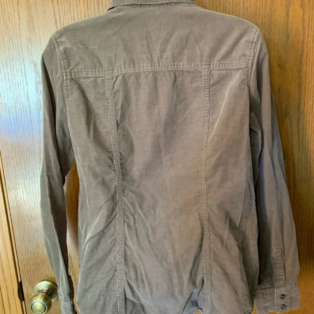 Sonoma Woman’s Brown Corduroy Button Down Shirt- Size S - Picture 6 of 10